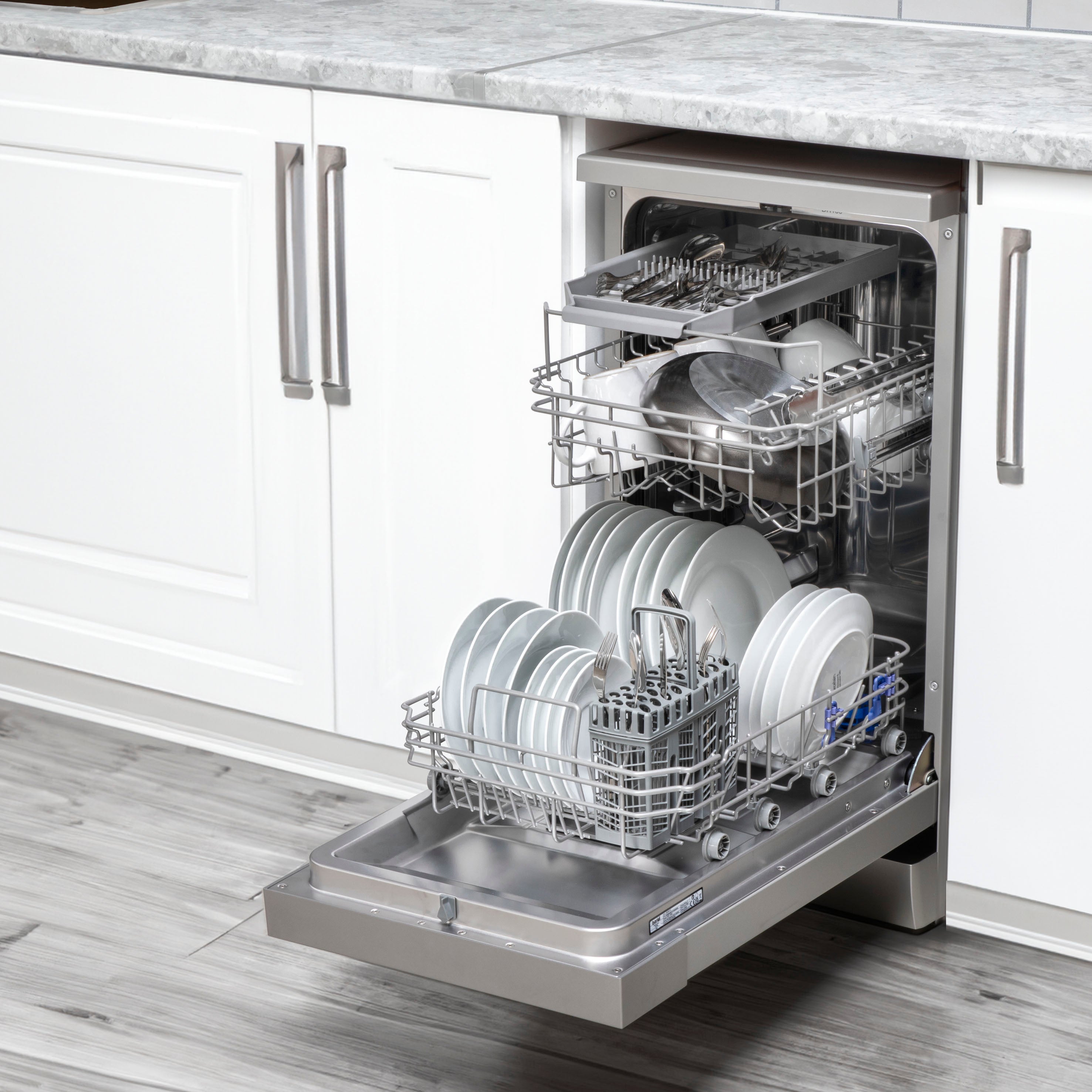 Baridi DH166 Slimline Freestanding Dishwasher 45cm, 10 Place Settings, 8 Programmes, Silver