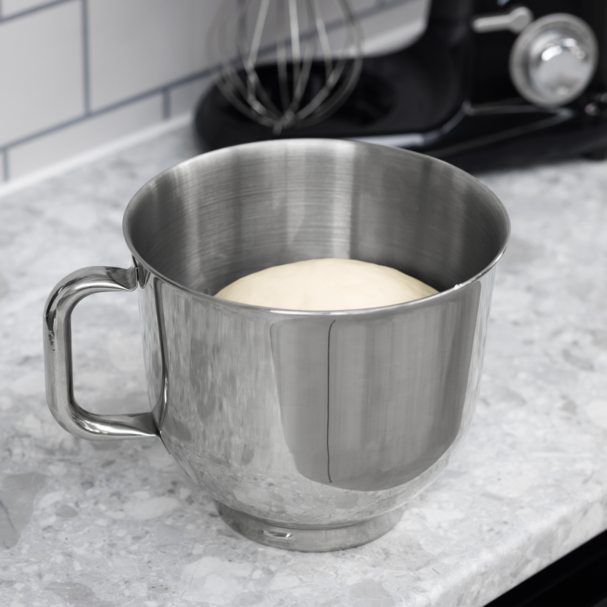 Baridi Stand Mixer with Accessories, 6L Capacity, 1500W, Black (DH173)