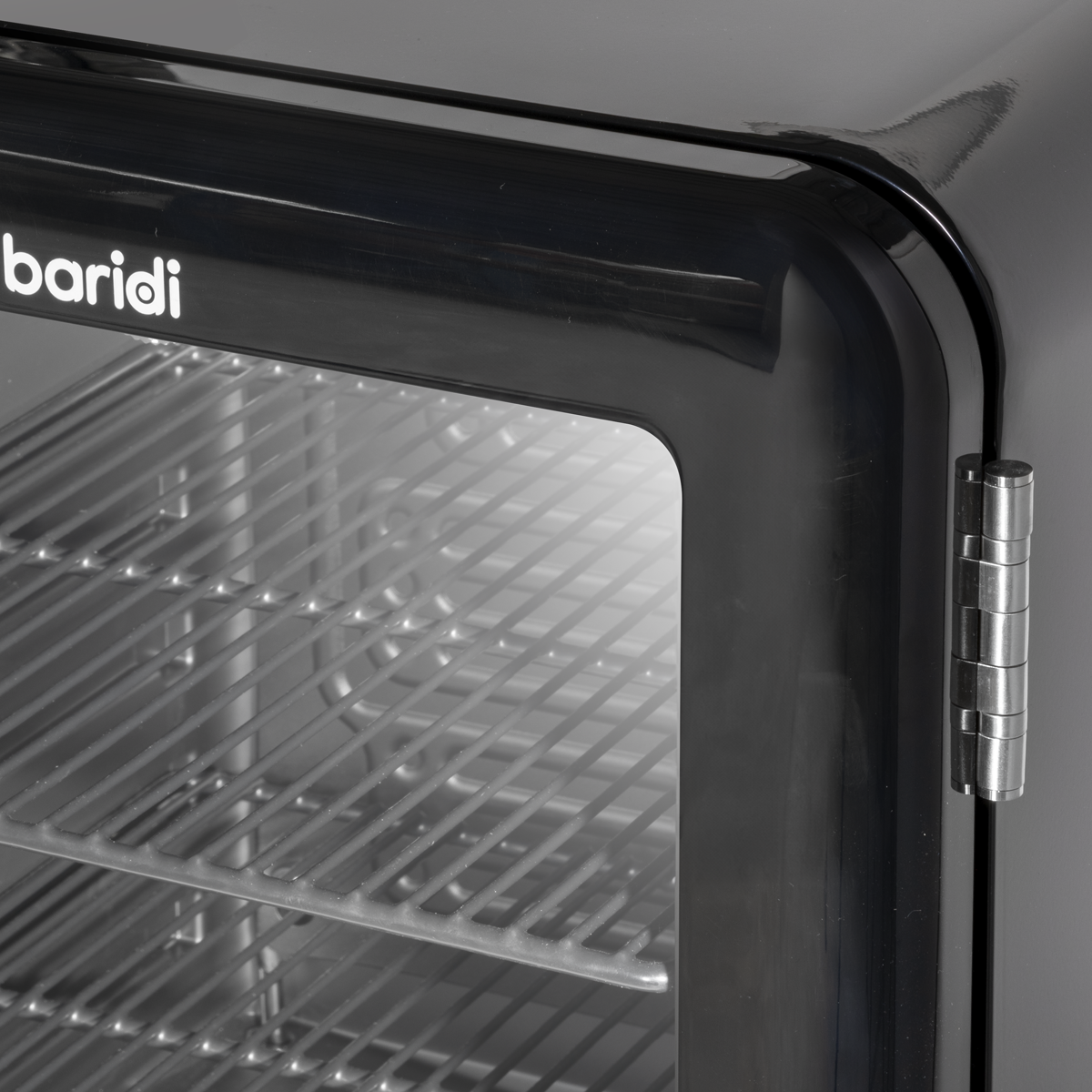 Baridi Retro Style Drinks, Beer & Wine Fridge, 70L Capacity, Black (DH222)