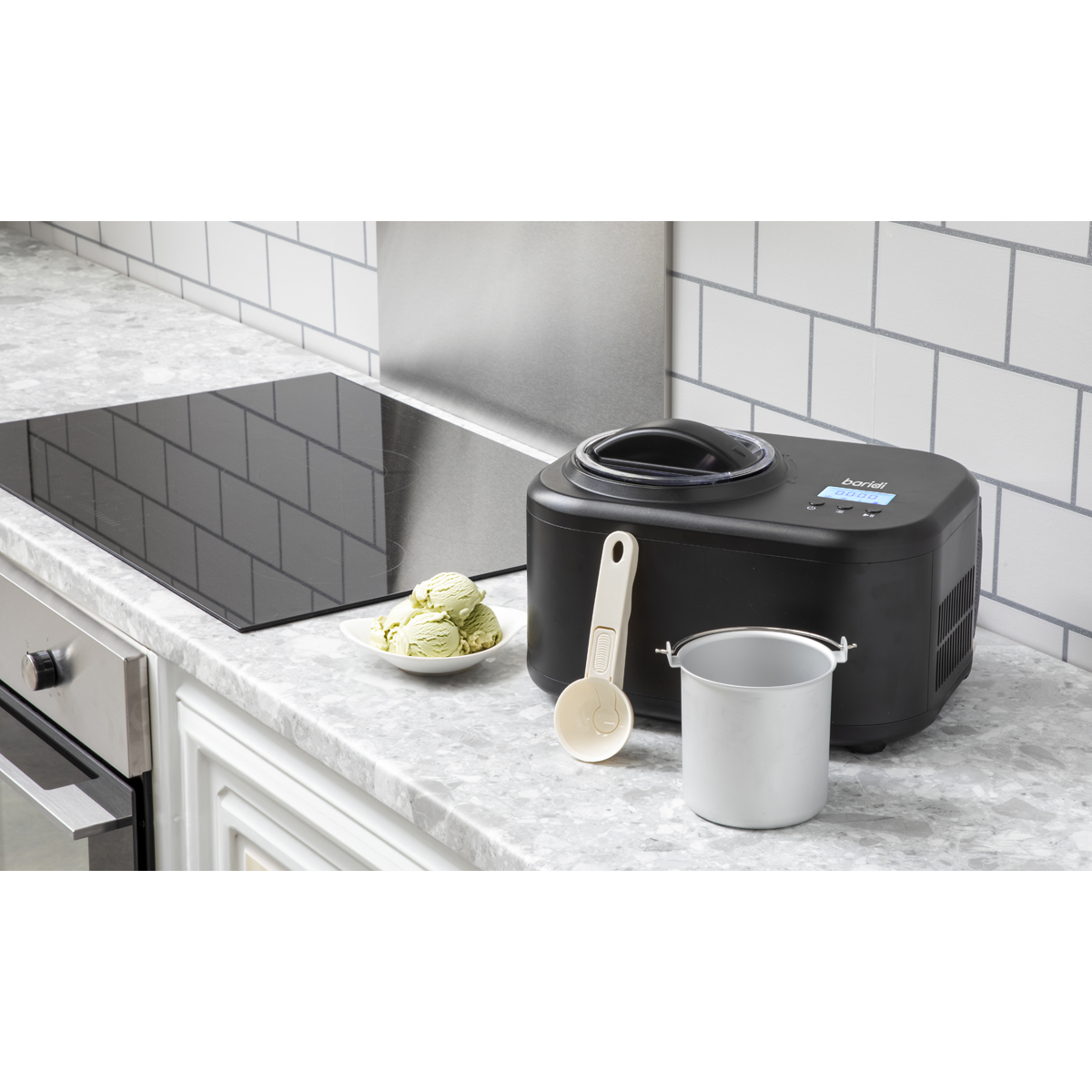Baridi Automatic Churning Ice Cream Machine, 1L Capacity, Black (DH238)