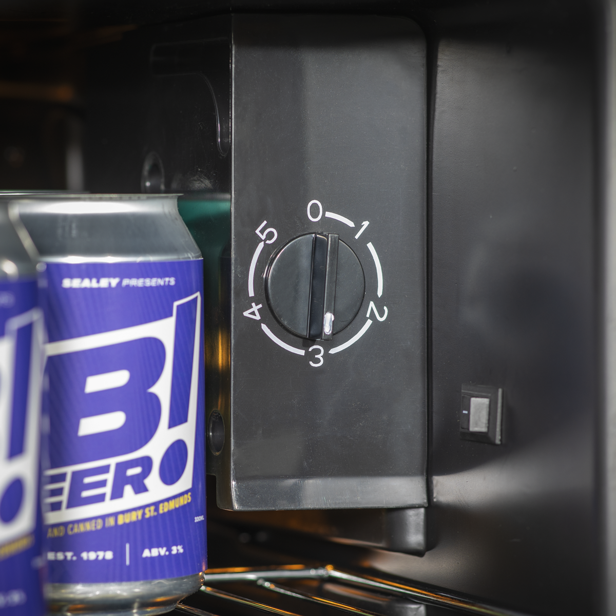 Baridi Drinks, Beer & Wine Fridge, 85L Capacity, Stainless Steel (DH31)