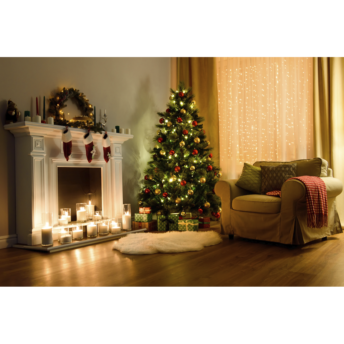 Dellonda Artificial Hinged Christmas Tree with 1400+ PE Tips, 7ft/210cm (DH46) (Factory Refurbished A)