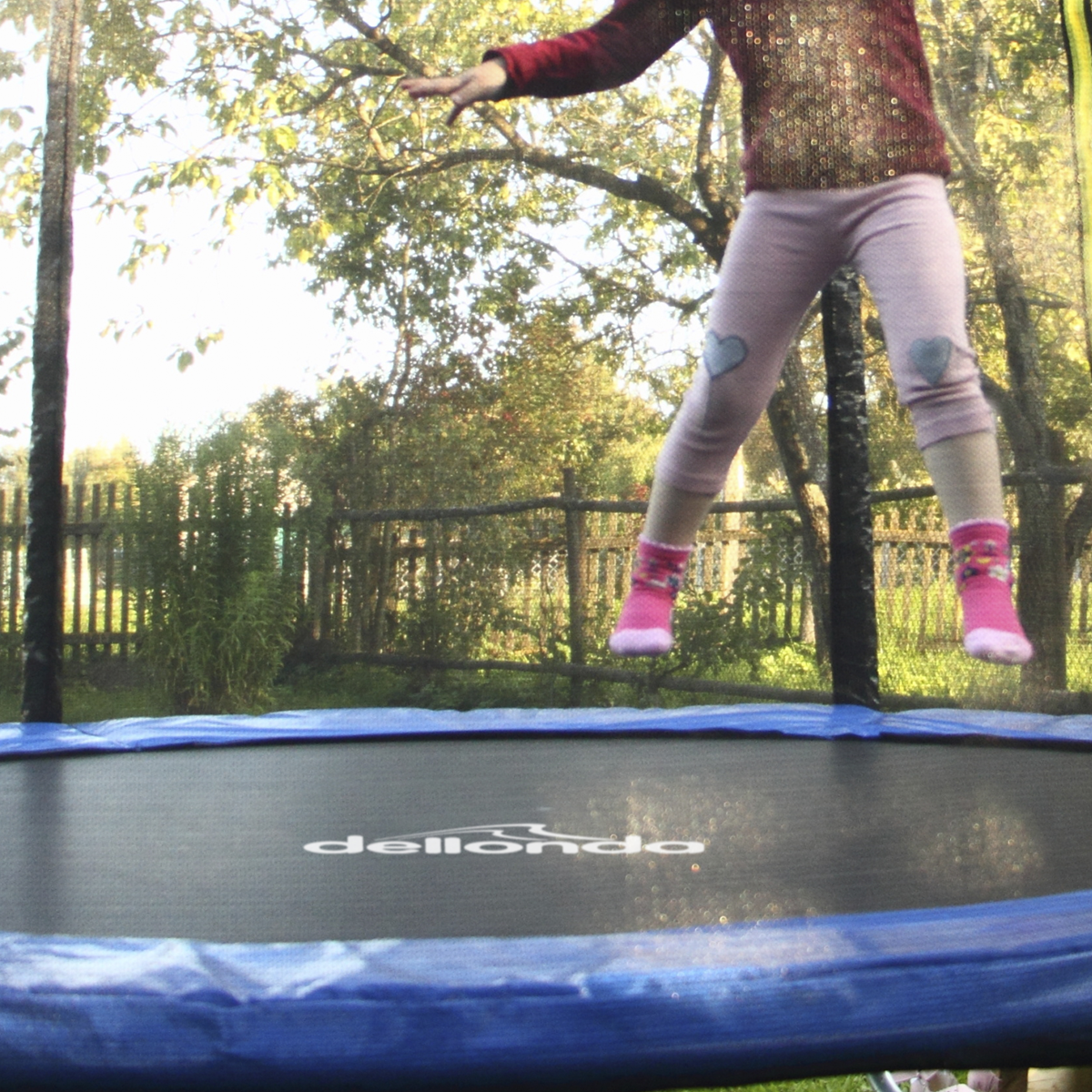 Dellonda Heavy-Duty 8ft Outdoor Trampoline with Safety Enclosure (DL67) (Factory Refurbished B)