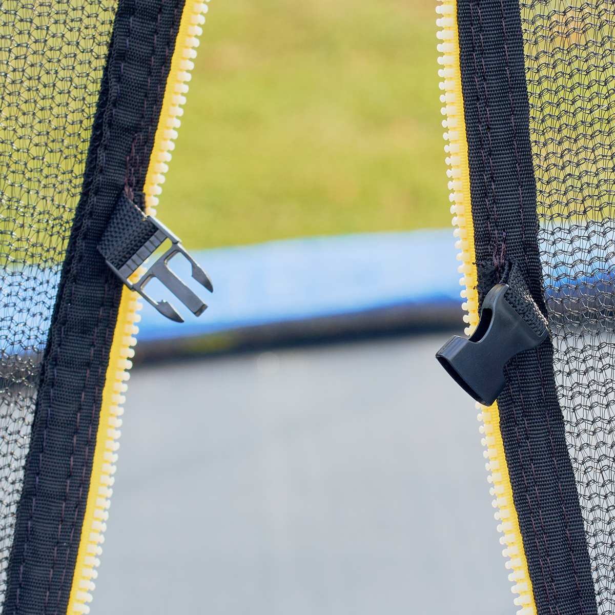 Dellonda Heavy-Duty 8ft Outdoor Trampoline with Safety Enclosure (DL67) (Factory Refurbished B)