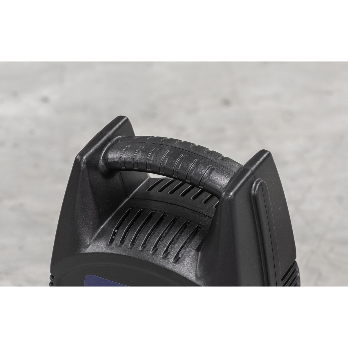 12V Battery Charger, 6A (DSBC6)