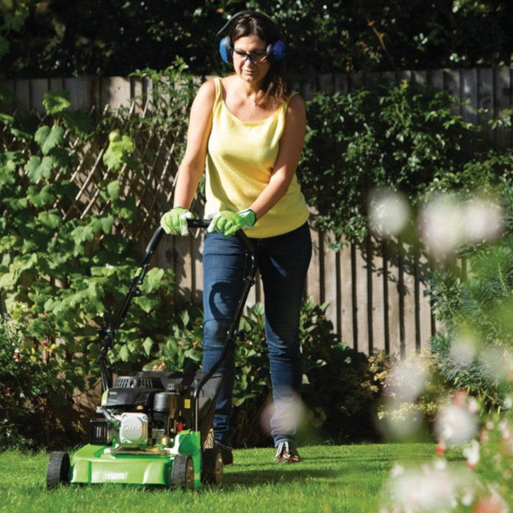 Draper 58567 Hand Propelled Petrol Lawn Mower Grass Cutter, 390mm Cutting Width, 4 Stroke, 132cc