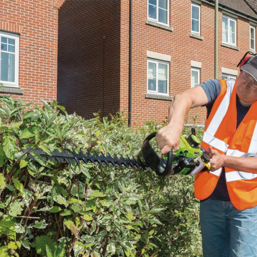 Draper 32319 Petrol Hedge Bush Cutter Trimmer 500mm 22.5cc