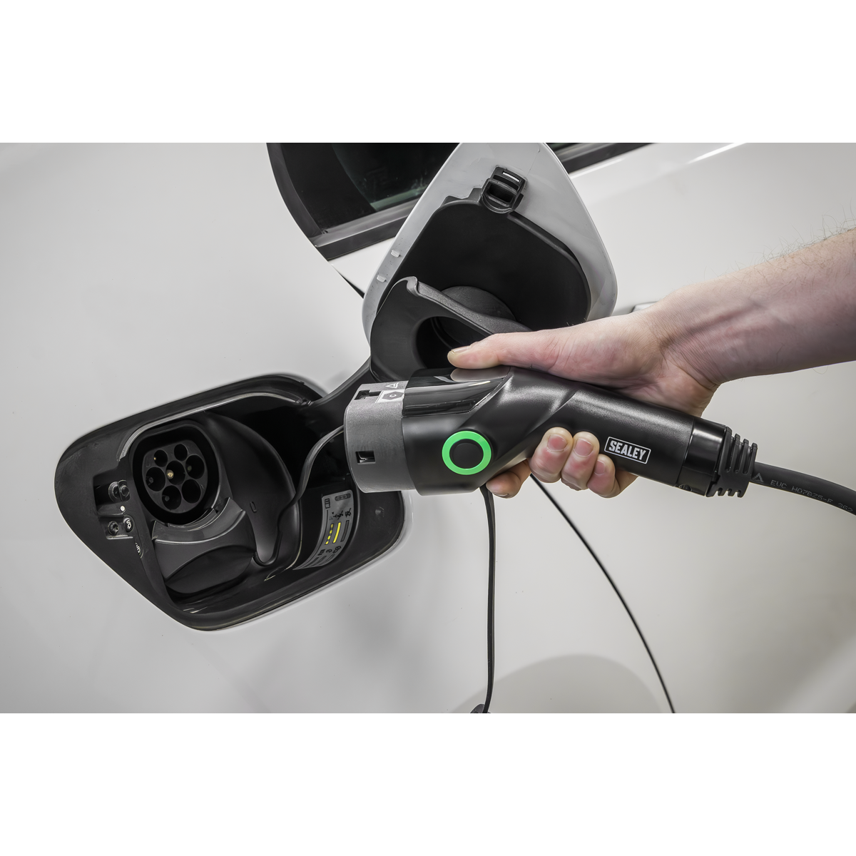 5m Adjustable (3.5kW) Type 2 to UK 3-Pin Plug Portable EV Ch