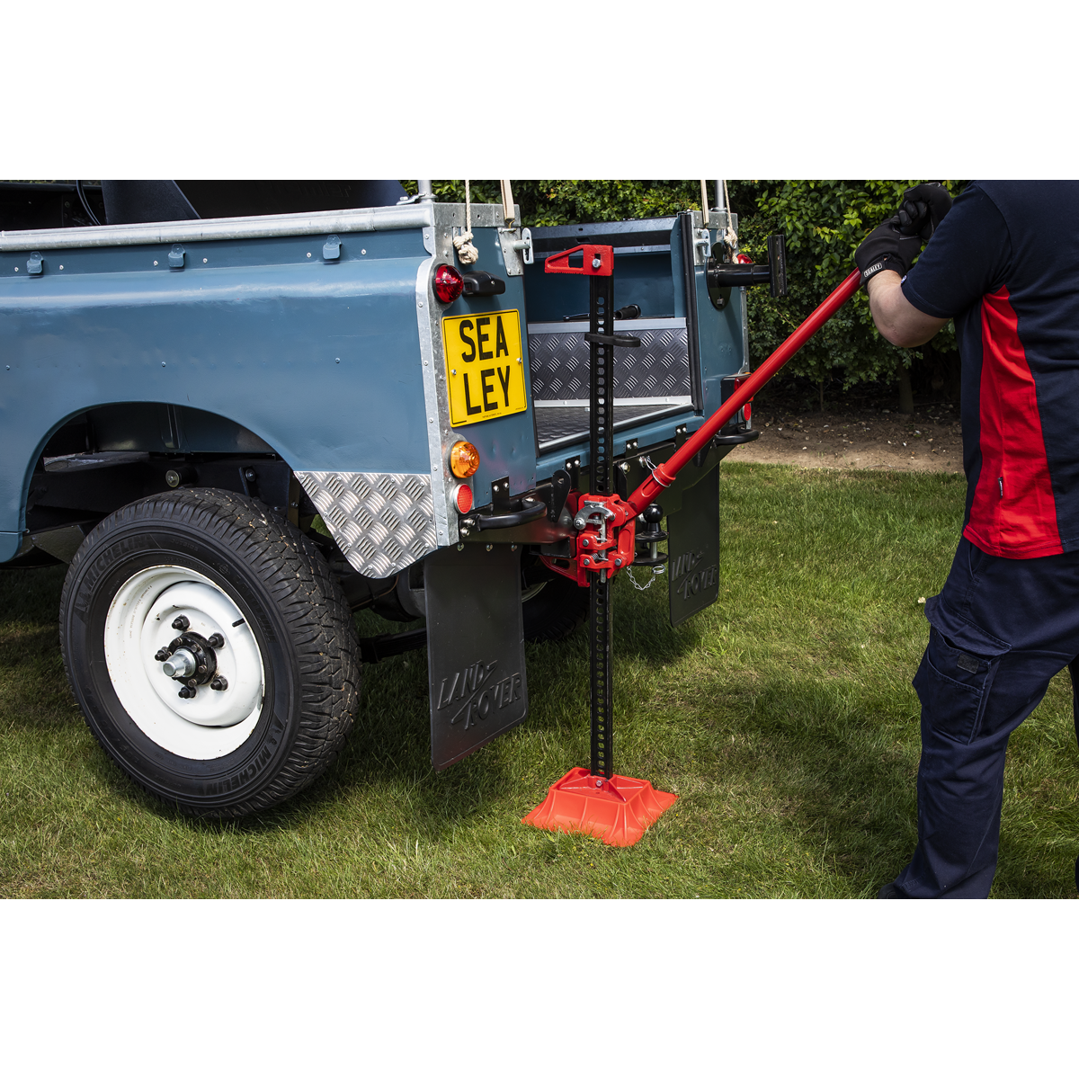 Farm Jack 1200mm 2 Tonne Capacity (Factory Refurbished B)