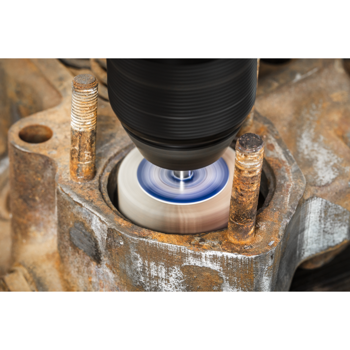 40 x 30mm Abrasive Flap Wheel with 6mm Shaft 40Grit - Pack o