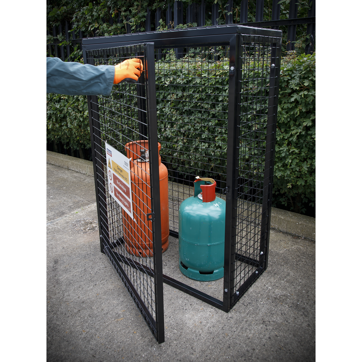 Gas Cylinder Safety Cage - 2 x 47kg