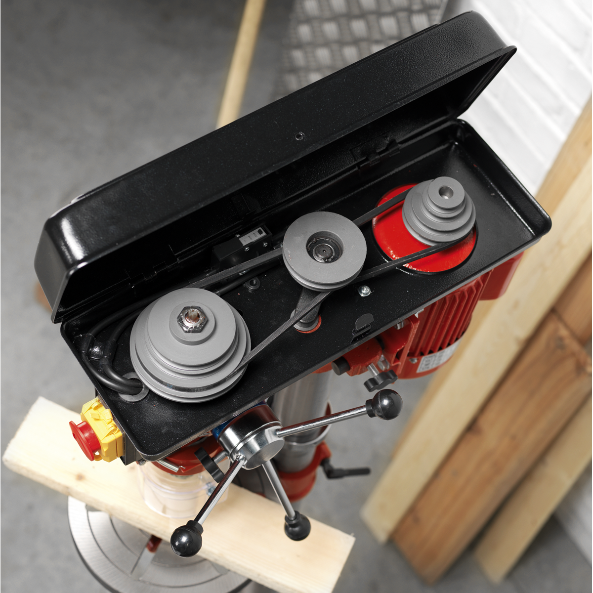 Floor Standing Pillar Drill 12-Speed 370W/230V