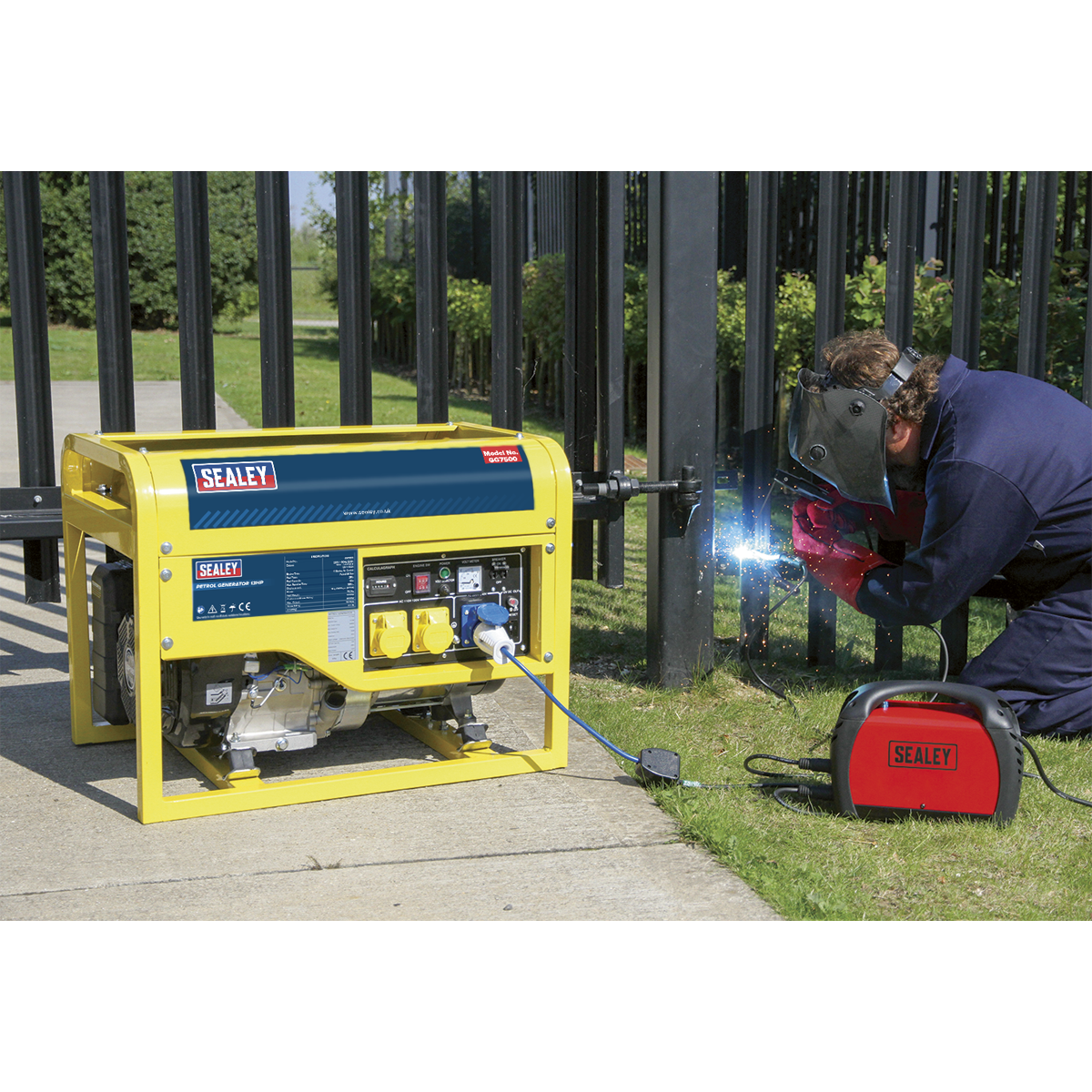 6000W Generator 13hp 4-Stroke Engine 110/230V