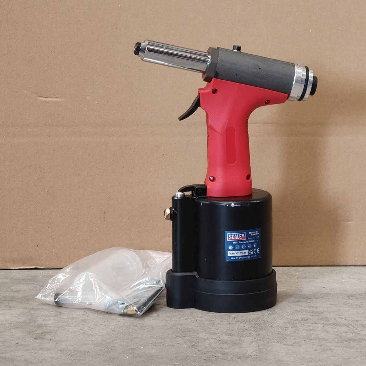Generation Heavy-Duty Air/Hydraulic Riveter (Factory Refurbished C)