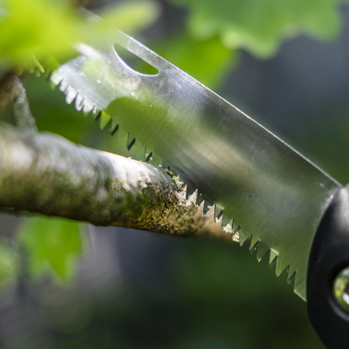 Folding Pruning Saw with Soft Grip Handle, 2 Cutting Positio