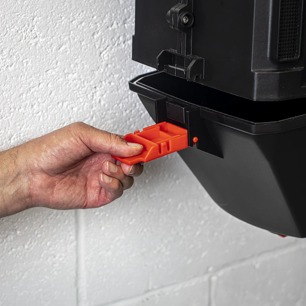 Wall Mounting Garage Vacuum with Remote Control 1200W/230V