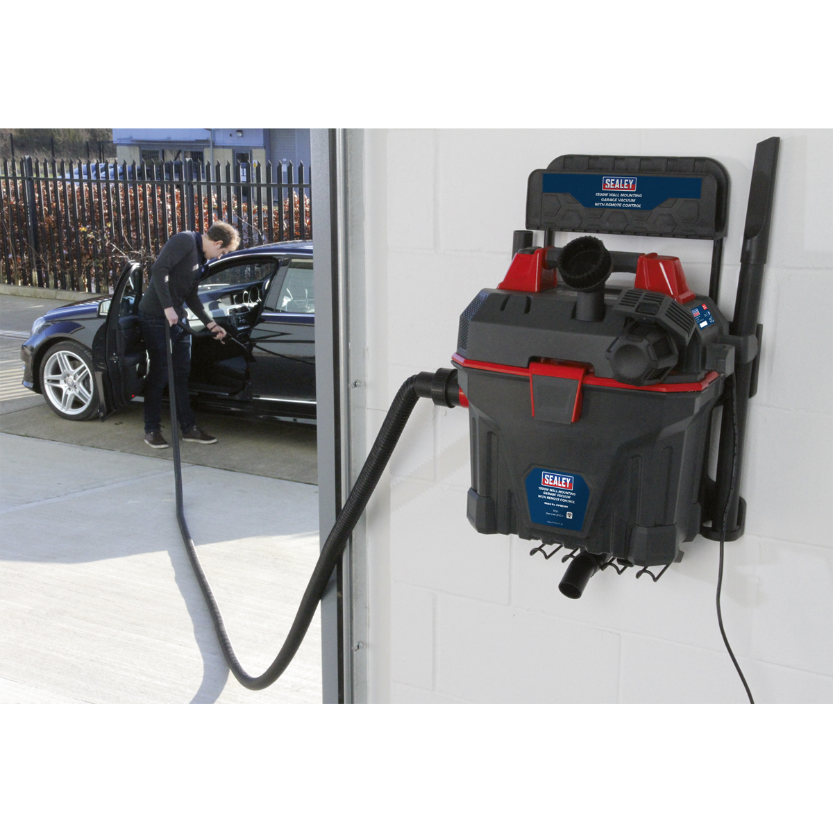 Wall Mounting Garage Vacuum with Remote Control 1500W/230V