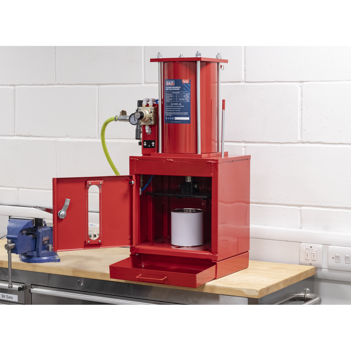 Pneumatic Paint Can Crusher 2.2 Tonne