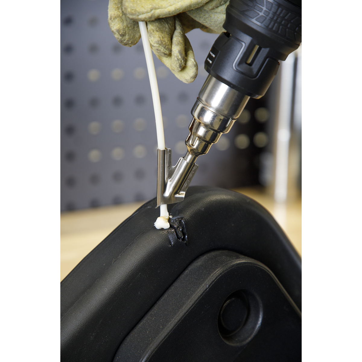 Premier Plastic Welding Kit including HS102 Heat Gun