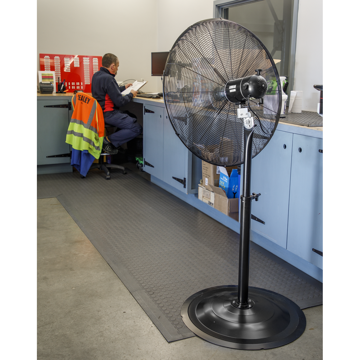Industrial High Velocity Oscillating Pedestal Fan 30", 2-Speed (HVSF30)