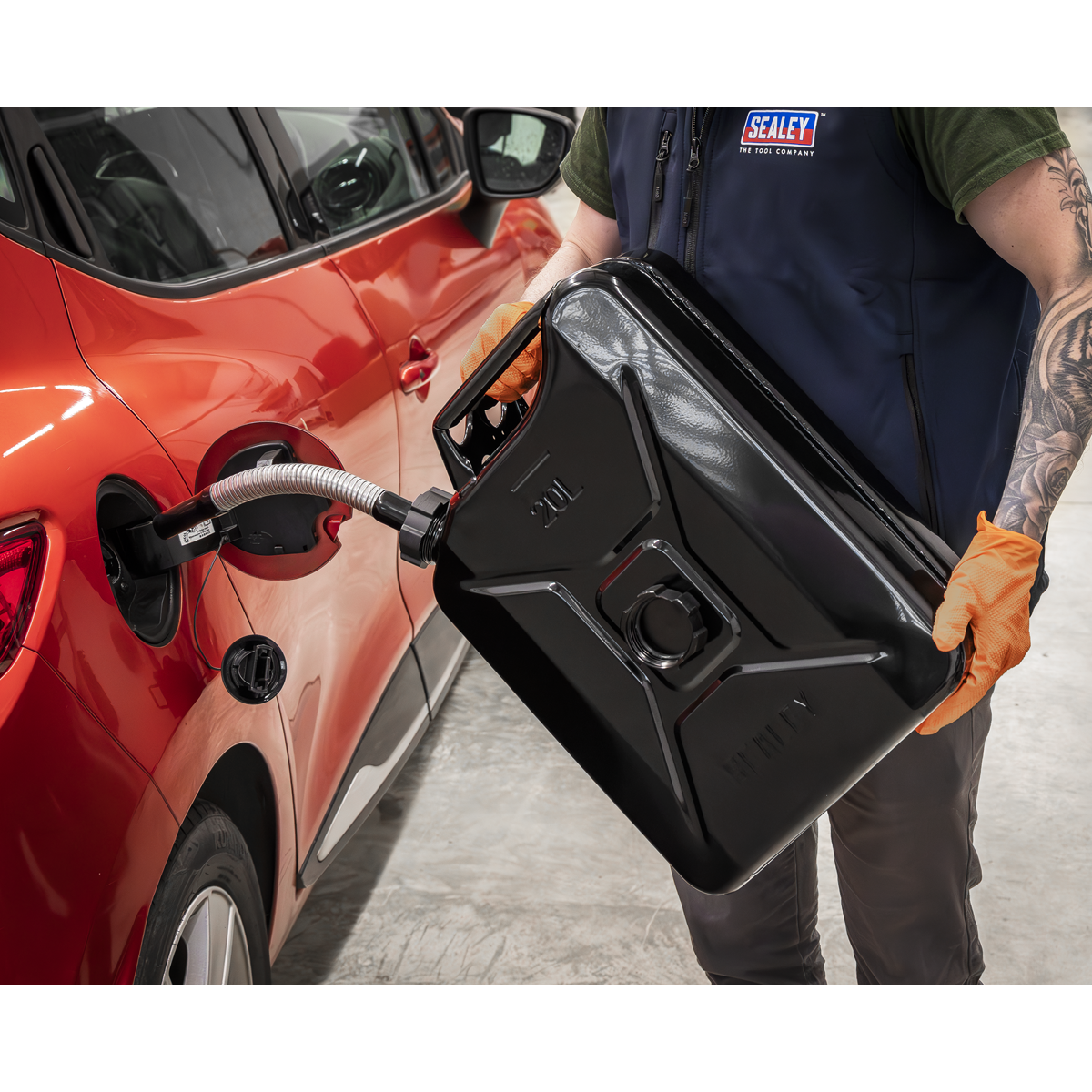 Screw Cap Metal Jerry Can 20L - Black