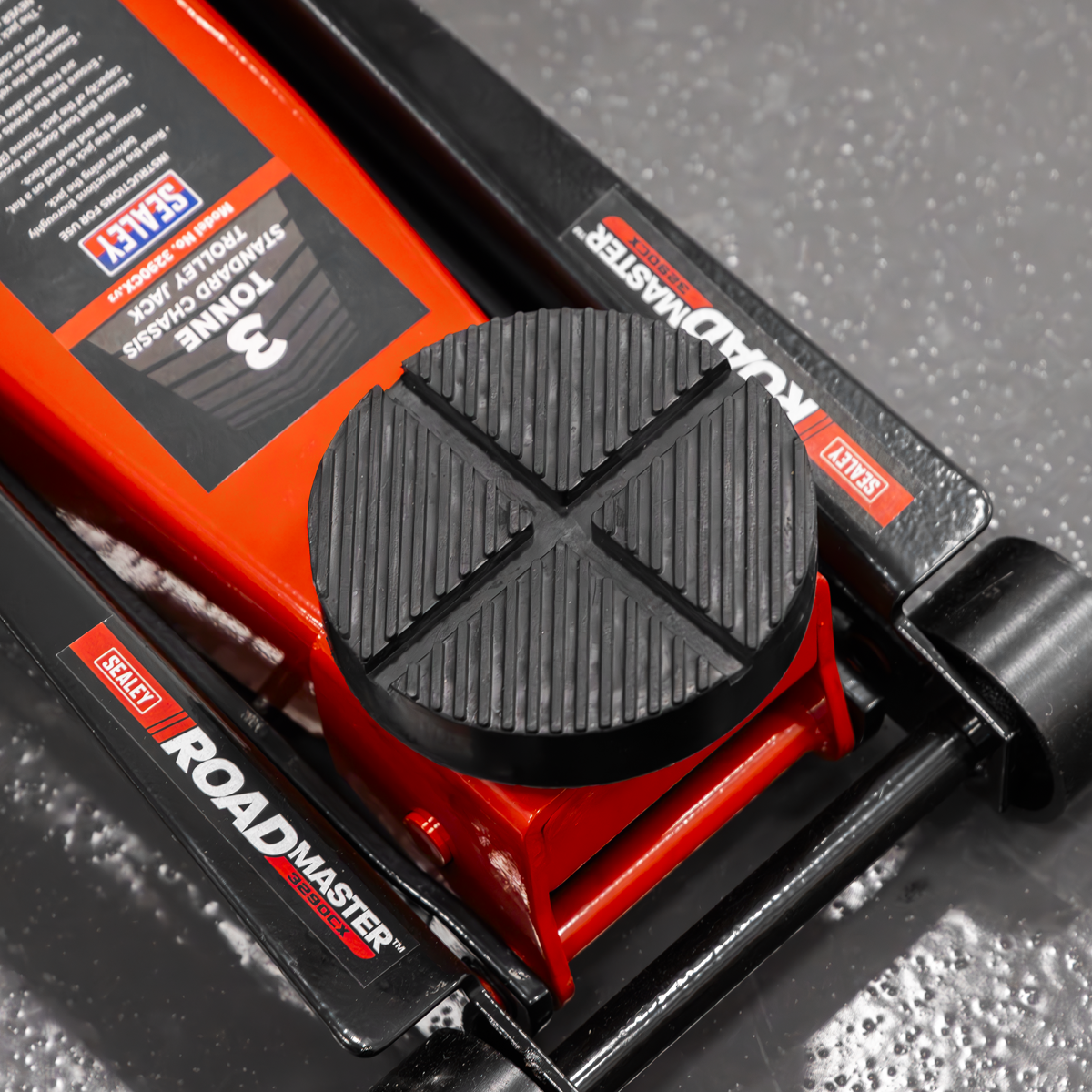 Universal Cross Slotted Jacking Pad