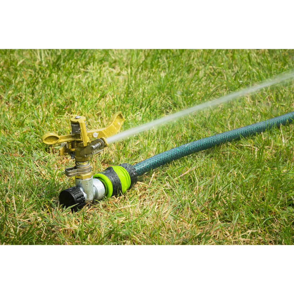 Pulsating Water Sprinkler on Metal Spike