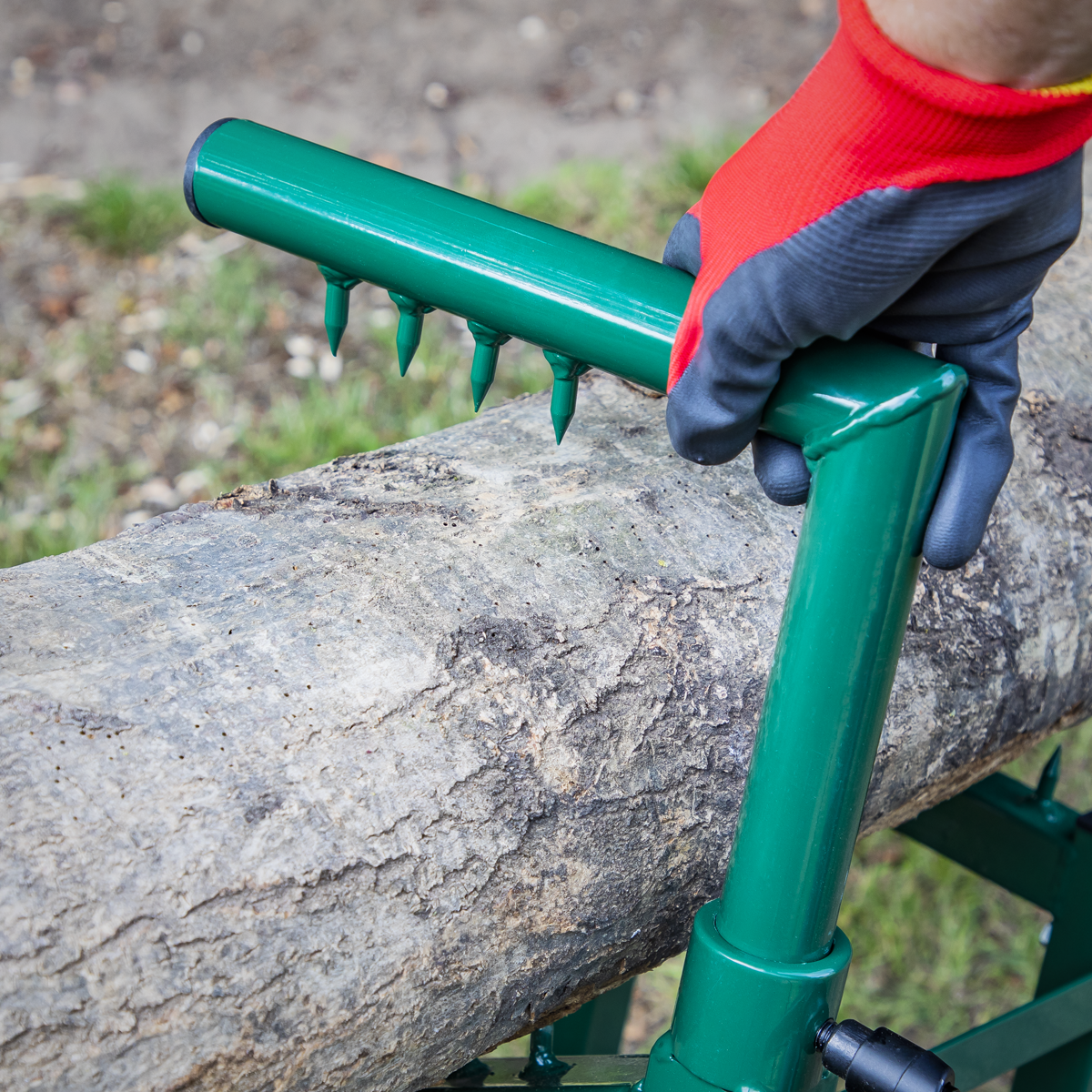 Heavy-Duty Log Stand 230mm Capacity