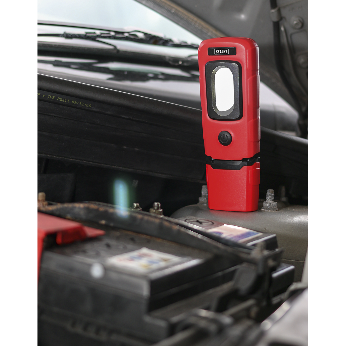 Rechargeable 360° Inspection Light 3W COB & 1W SMD LED - Red