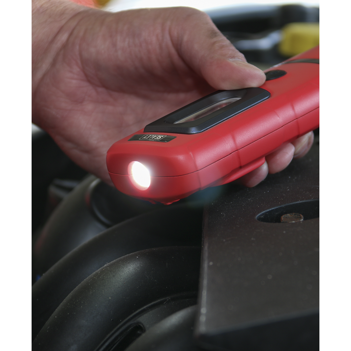 Rechargeable 360° Inspection Light 3W COB & 1W SMD LED - Red