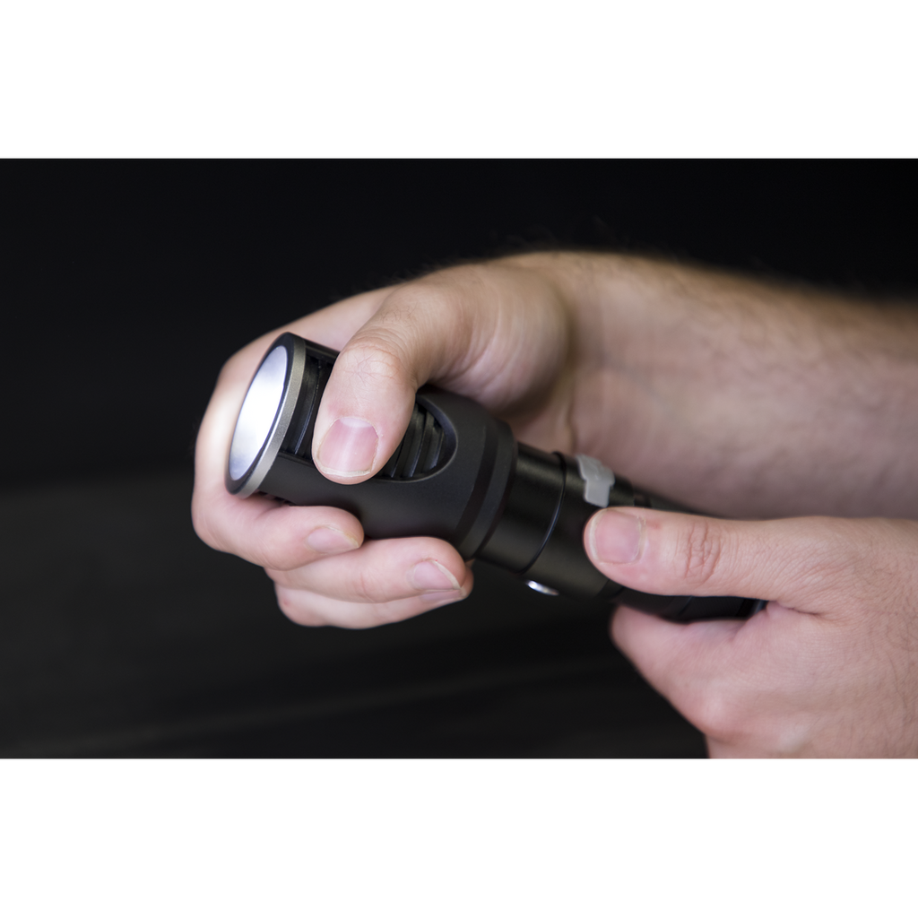 Rechargeable Aluminium Torch with Adjustable Focus 20W SMD L