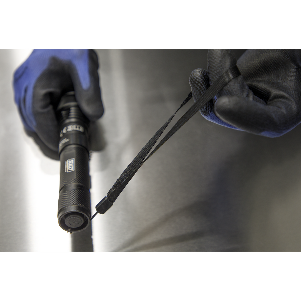 Rechargeable Aluminium Torch with Adjustable Focus 10W SMD L