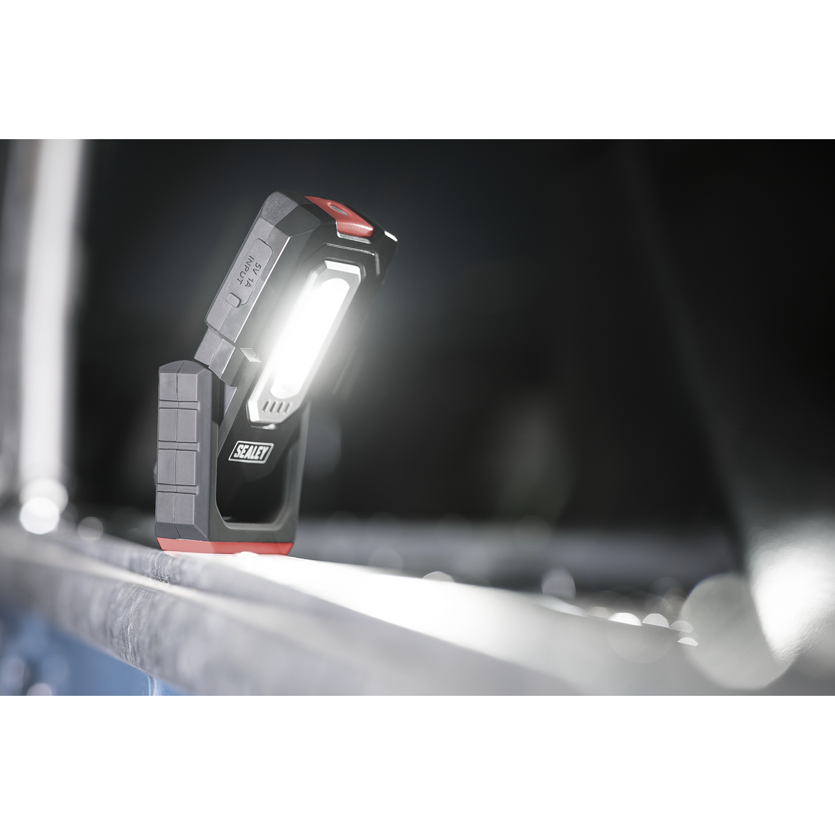 Inspection Light with Double Wireless Charging Base 5W & 3W