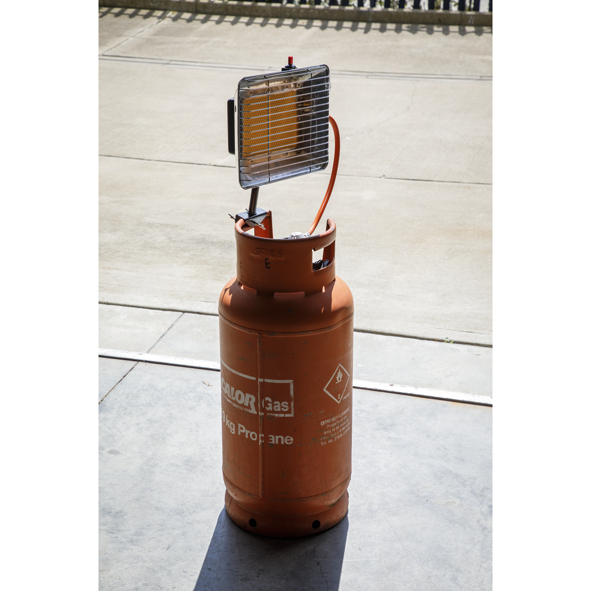 Space Warmer® Bottle Mounting Propane Heater, 14,330BTU/hr (LP13)