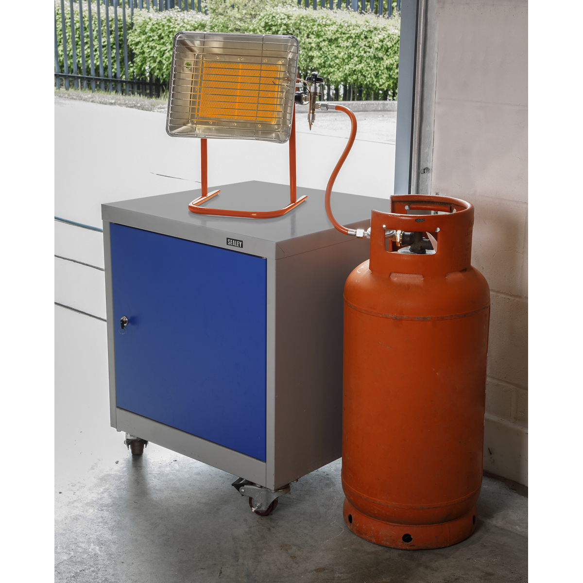 Space Warmer® Propane Heater with Stand, 14,330BTU/hr (LP14)