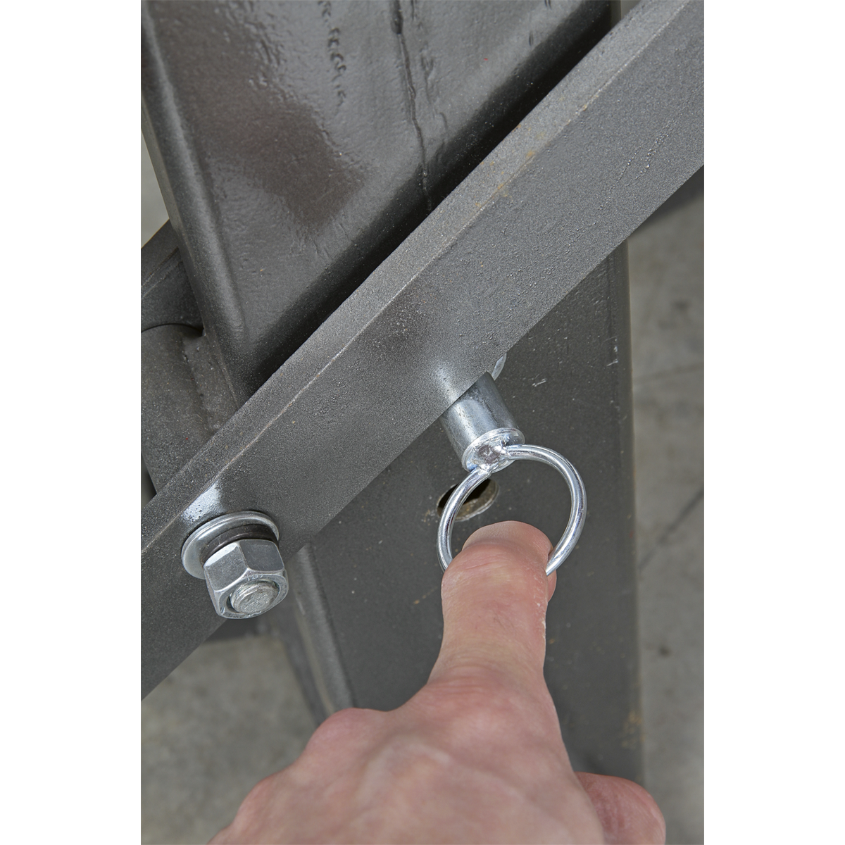 Single Post Hydraulic Portable Motorcycle Lift 450kg Capacity