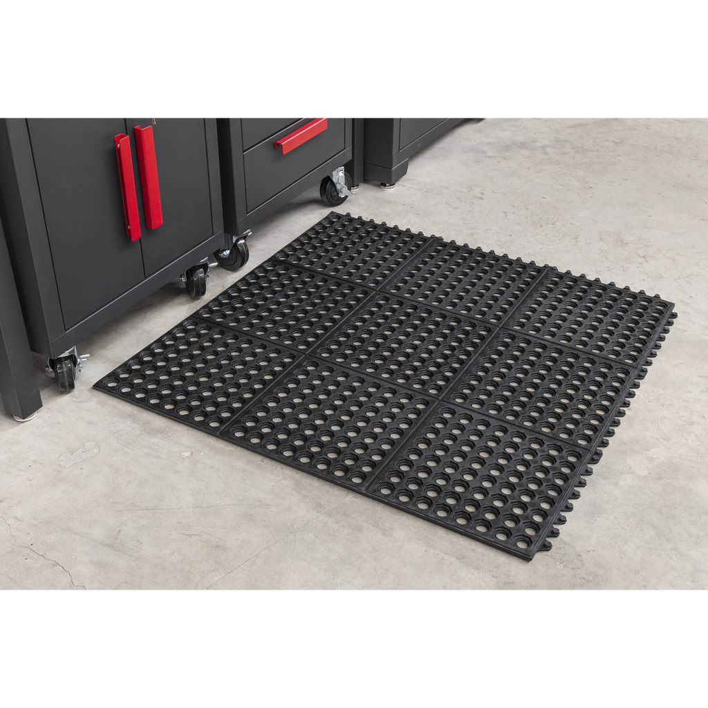 Interlocking Anti-Fatigue Matting 920 x 920mm