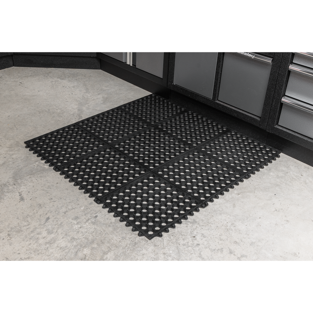 Interlocking Anti-Fatigue Matting 920 x 920mm