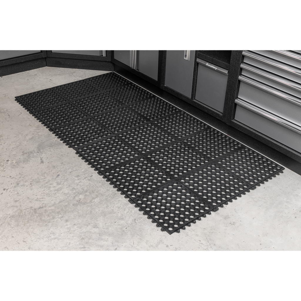 Interlocking Anti-Fatigue Matting 920 x 920mm