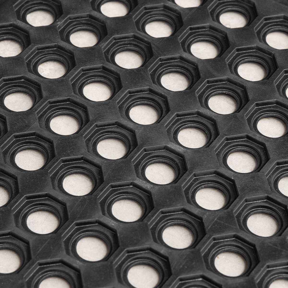 Interlocking Anti-Fatigue Matting 920 x 920mm