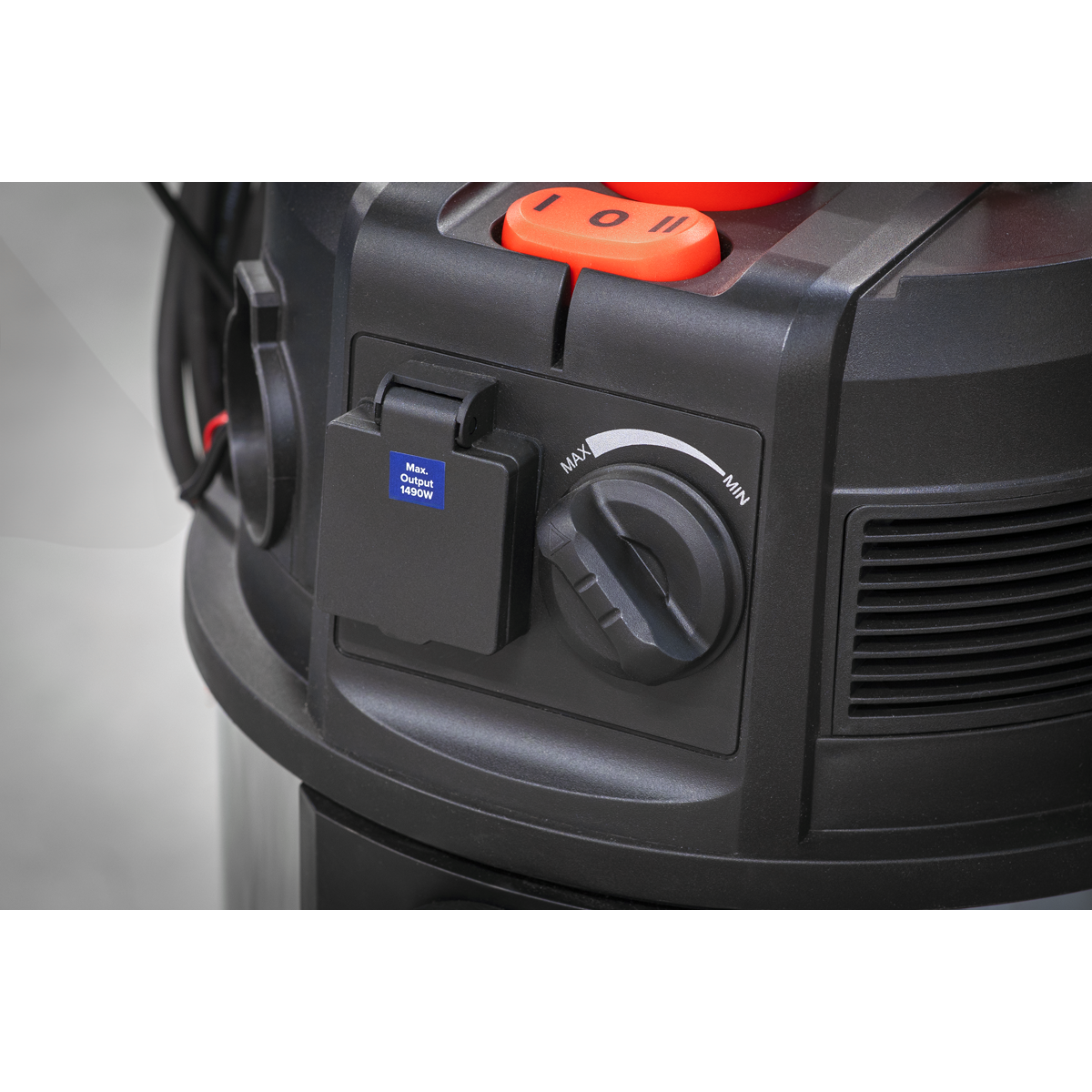M Class Dust-Free Vacuum Cleaner Wet & Dry Stainless Steel Drum 38L 1500W/230V