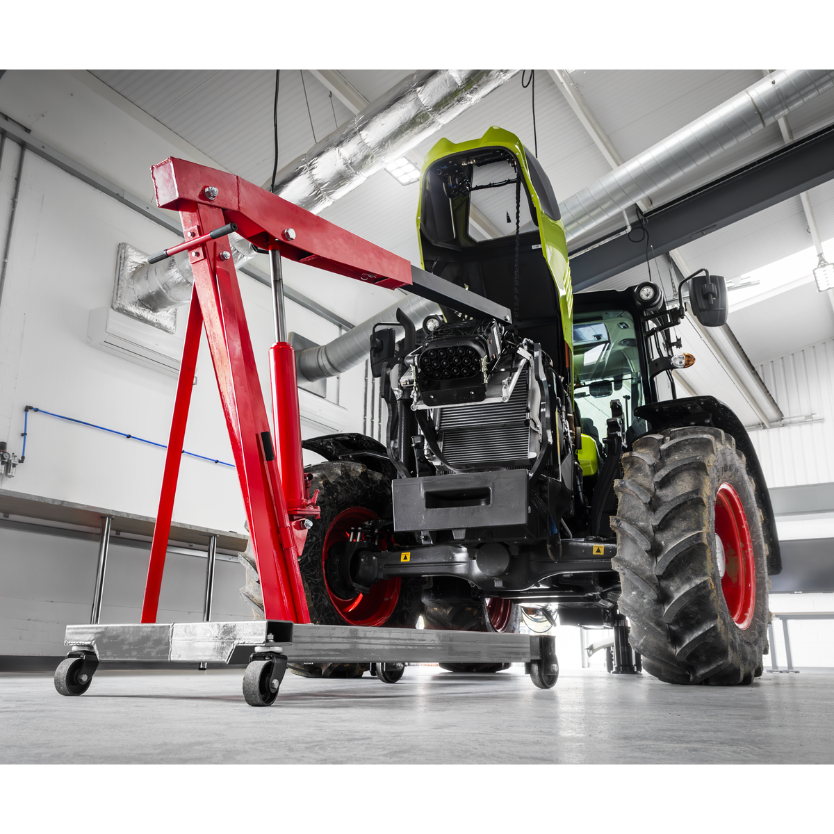 Fixed Frame Engine Crane with Extendable Legs 3 Tonne