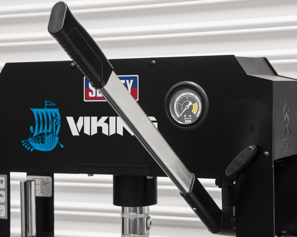 Viking Bench Type Hydraulic Press 15 Tonne