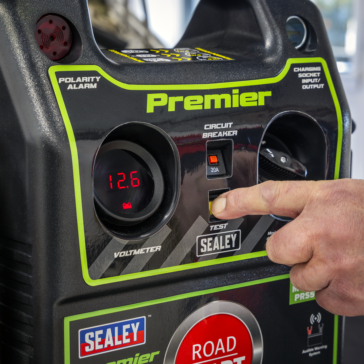 12/24V Premier RoadStart® Jump Starter 5000A