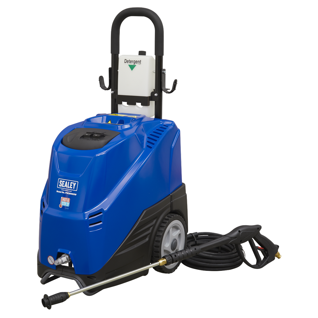 Hot/Cold Water Pressure Washer 135bar 2300W/230V