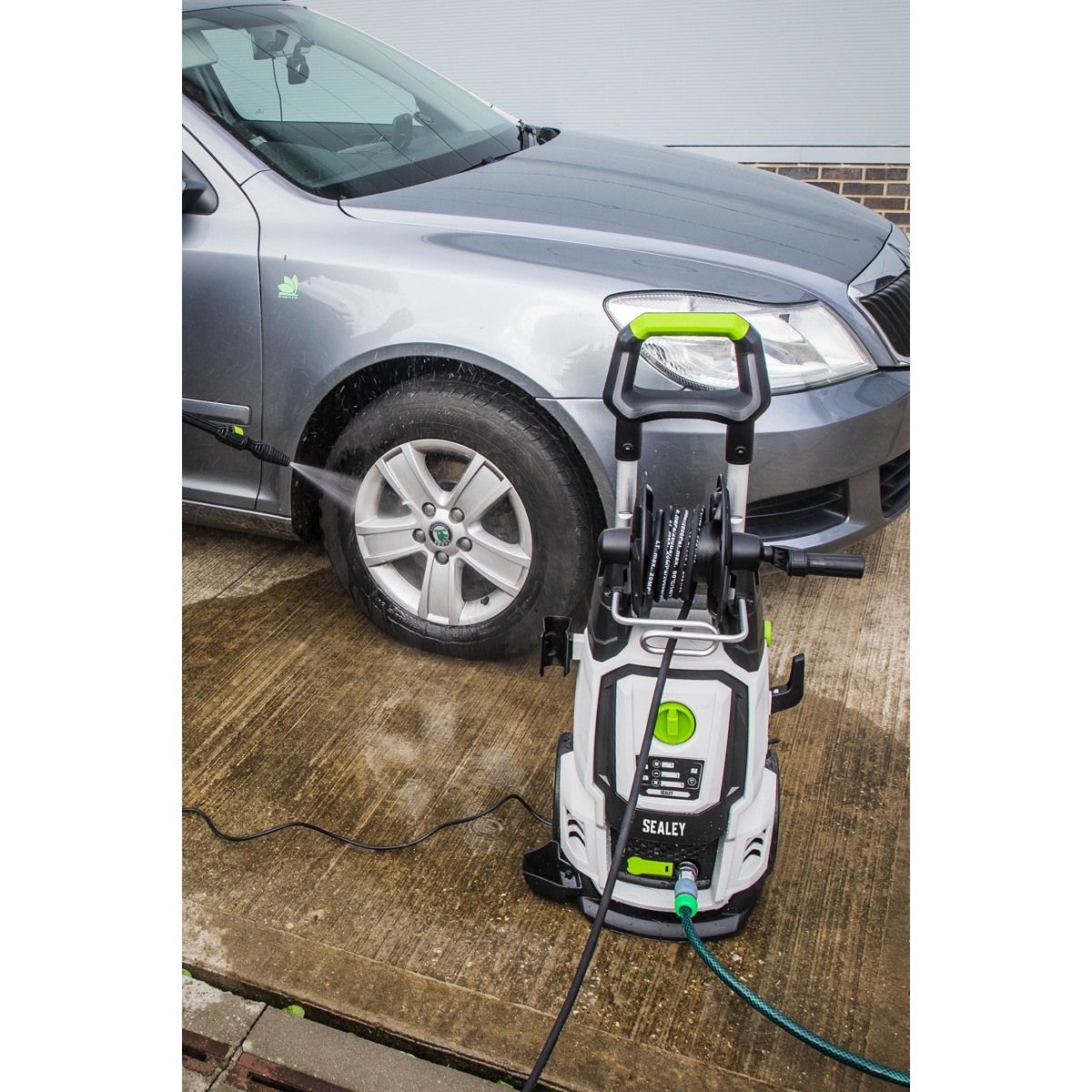 Pressure Washer with Snow Foam 170bar 450L/hr