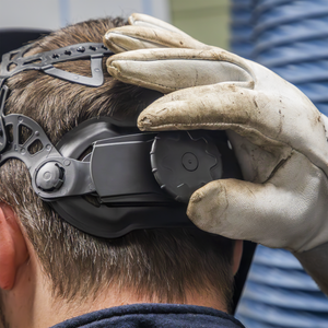 Auto Darkening Flip-Up Welding Helmet, Shade 9-13
