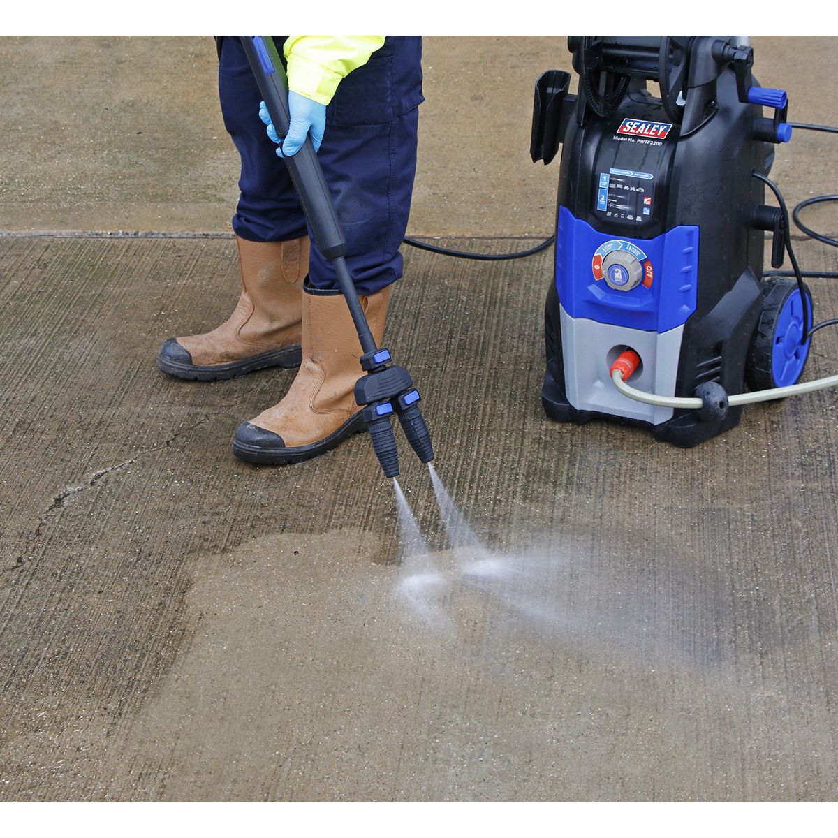 Twin Pump Pressure Washer with TSS & Rotablast® Nozzle 150bar 2500W/230V