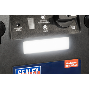RoadStart® 12/24V Emergency 8-Cylinder Jump Starter 6L