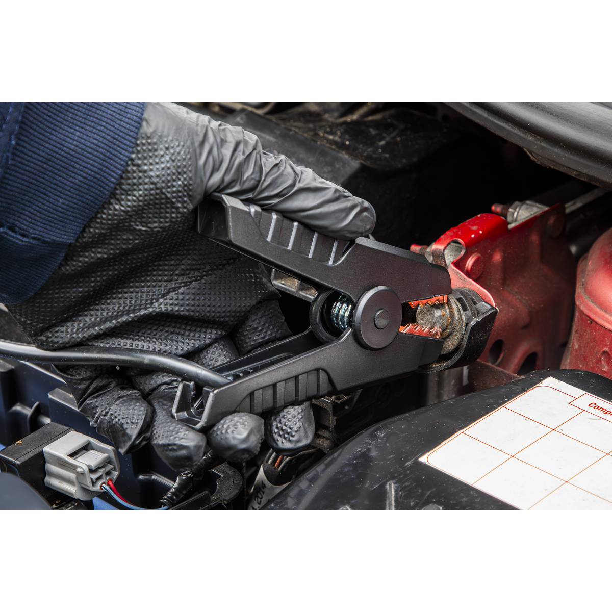RoadStart® 12V Lithium-ion Jump Starter Power Pack, 2000A (RS2000)
